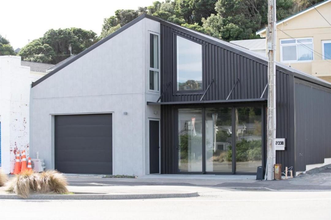 Modern & Cosy Studio Unit On Island Bay Beachfront Wellington Exterior foto